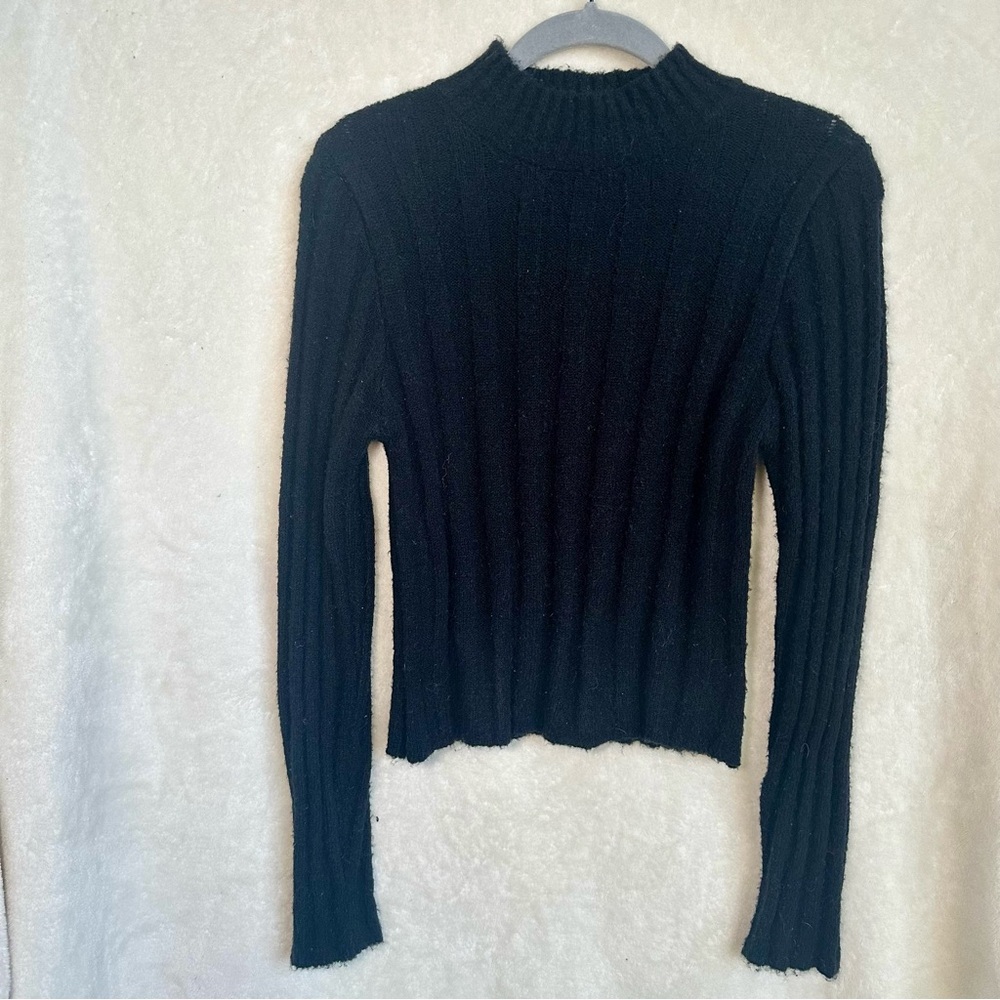 Wild Fable Black Fuzzy Mock Turtleneck Cropped Sweater Size Small